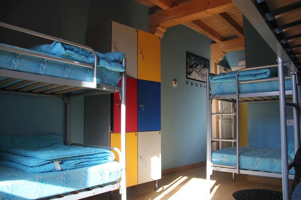 Hostel Curavacas Triollo Quarto foto